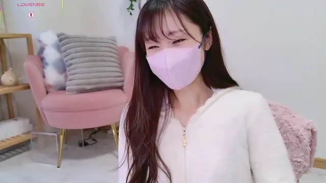 Snapshot of meg_0901 chatting on February 15, 11:14 pm meg 0901 online show from February 15, 11:14 pm