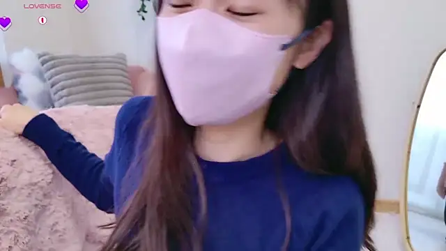 Snapshot of meg_0901 chatting on March 1, 11:37 pm meg 0901 online show from March 1, 11:37 pm