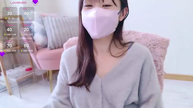 Snapshot of meg_0901 chatting on March 13, 6:05 am meg 0901 online show from March 13, 6:05 am