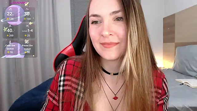 Snapshot of Naughty_Annn chatting on February 22, 2:02 am Naughty Annn online show from February 22, 2:02 am