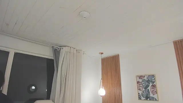 TiffanyWright online show from December 4, 2:15 pm