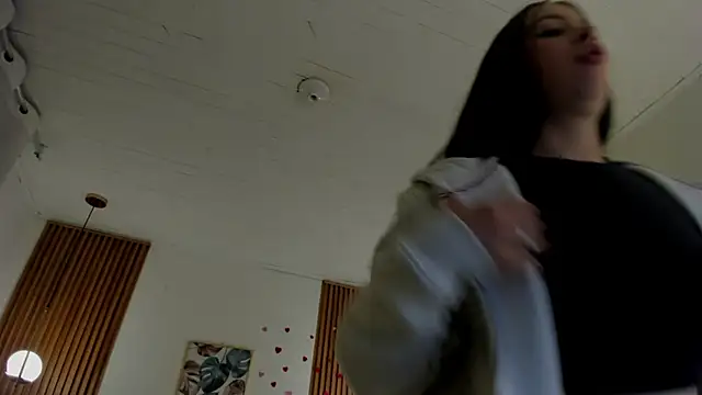 TiffanyWright online show from April 11, 2:38 am