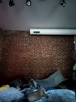 Snapshot of BlackD4uxo chatting on April 13, 11:27 am BlackD4uxo online show from April 13, 11:27 am