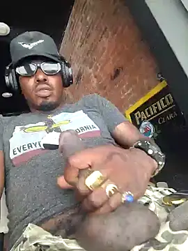 BlackD4uxo online show from July 16, 4:57 pm
