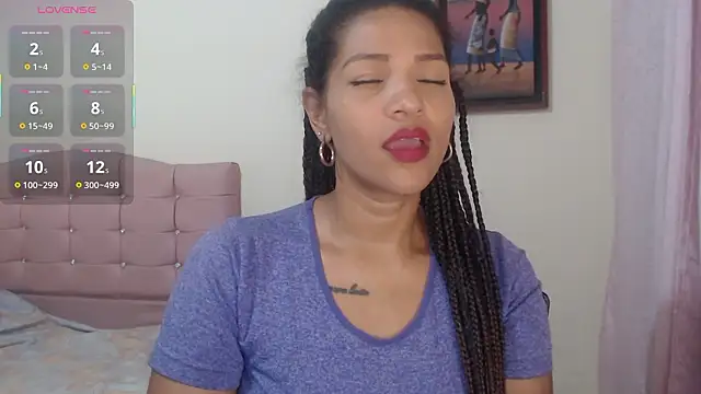 makennaa  online show from February 12, 9:37 am