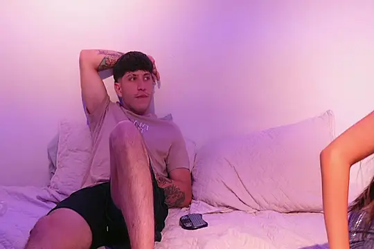 Snapshot of Nicky_and_Blake chatting on January 31, 10:42 pm Nicky and Blake online show from January 31, 10:42 pm