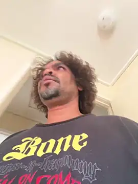 Wazz Handsome online show from May 25, 4:07 am