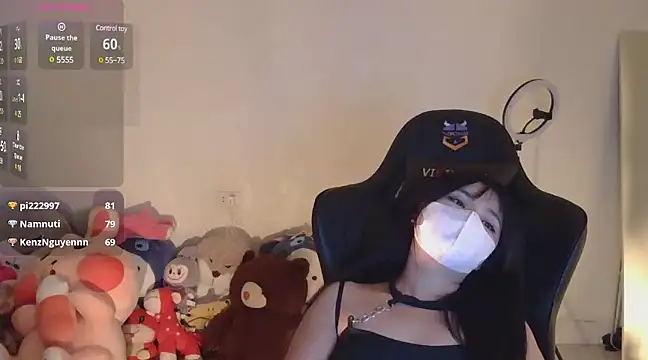 Snapshot of TimmyZi chatting on December 27, 6:10 pm TimmyZi online show from December 27, 6:10 pm