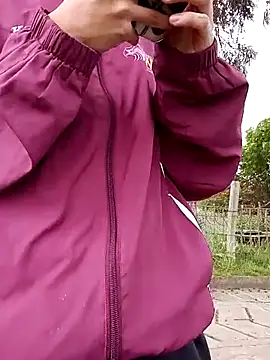 Snapshot of Cuervo_maniaco chatting on September 26, 7:51 pm Cuervo maniaco online show from September 26, 7:51 pm