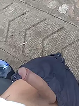 Cuervo maniaco online show from November 4, 7:35 pm