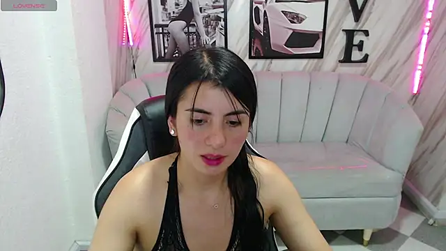 Snapshot of _samantha_b chatting on January 11, 3:52 pm samantha b online show from January 11, 3:52 pm