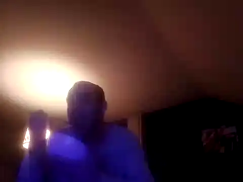Snapshot of DrbigdickUK chatting on January 22, 11:32 pm DrbigdickUK online show from January 22, 11:32 pm