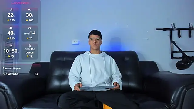 Rob saenz  online show from February 4, 1:06 pm