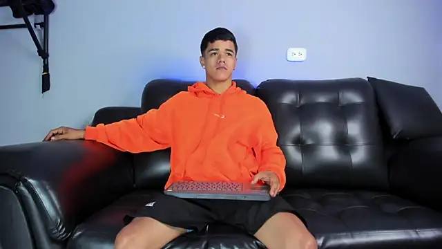 Rob saenz  online show from March 13, 1:40 pm