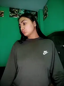 Snapshot of Nahiara_velez chatting on June 13, 8:29 pm Nahiara velez online show from June 13, 8:29 pm