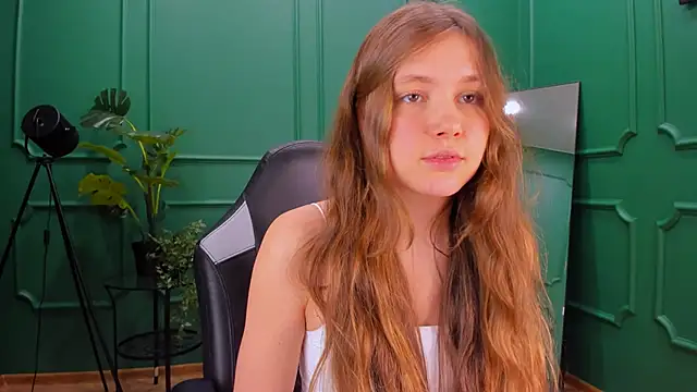 MaryannSoftt online show from February 21, 6:48 pm