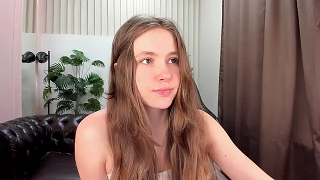 MaryannSoftt online show from March 14, 3:25 pm