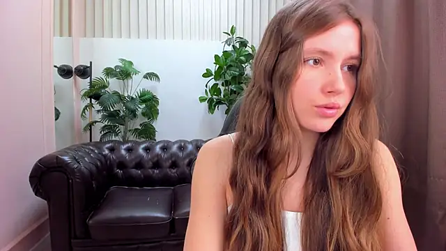 MaryannSoftt online show from March 21, 6:29 pm