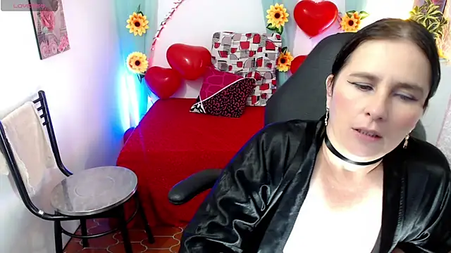 victoria jones online show from February 15, 2:33 pm