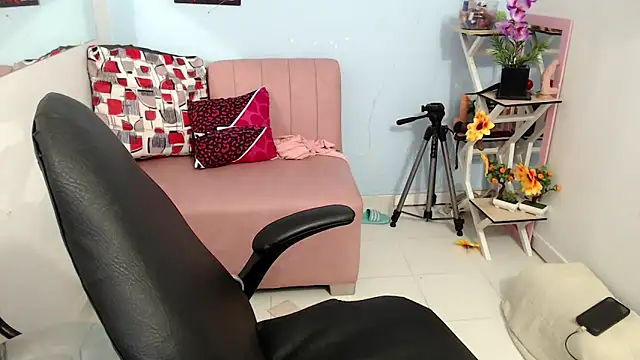 victoria jones online show from November 7, 3:34 pm