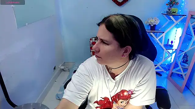 victoria jones online show from January 19, 1:59 pm