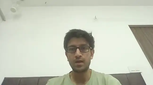 Snapshot of arjun_077 chatting on December 20, 5:51 pm arjun 077 online show from December 20, 5:51 pm