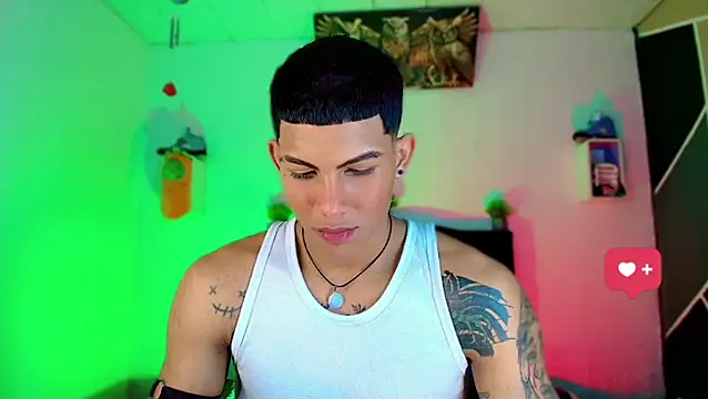 Damian latinxxx online show from March 11, 6:21 am