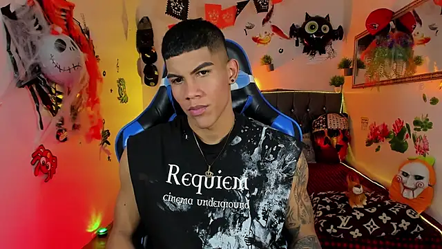 Damian latinxxx online show from October 31, 3:07 am