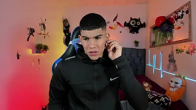 Damian latinxxx online show from November 3, 3:08 am