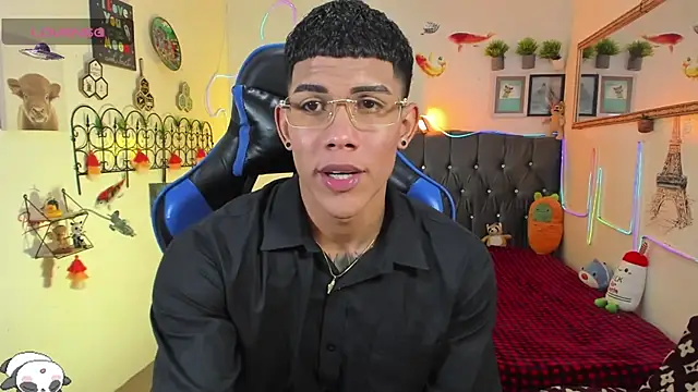 Damian latinxxx online show from January 11, 3:17 pm