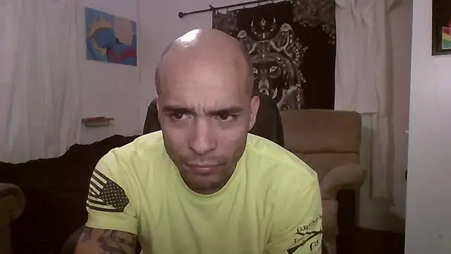 Snapshot of JohnnyDeep187 chatting on January 14, 8:09 am JohnnyDeep187 online show from January 14, 8:09 am