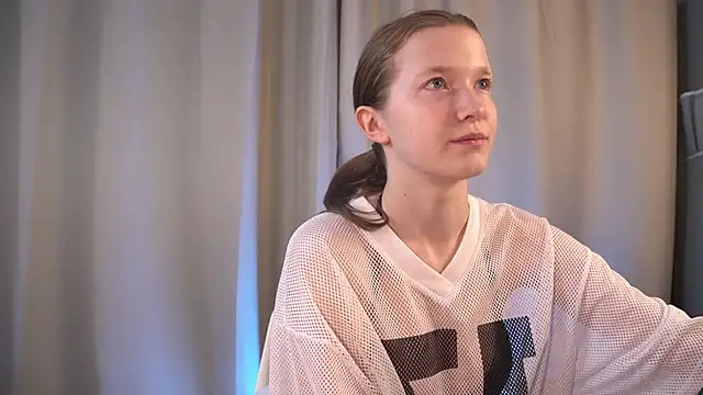 brendacom online show from February 10, 2:08 am