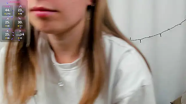 Snapshot of bubble_bbb chatting on December 11, 9:52 am bubble bbb online show from December 11, 9:52 am