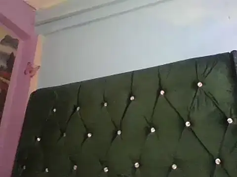 Snapshot of wildnastia chatting on March 1, 11:17 am wildnastia online show from March 1, 11:17 am