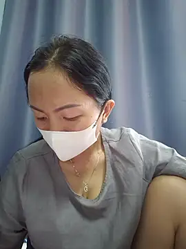 Baby-sexytits18 online show from October 31, 1:06 am