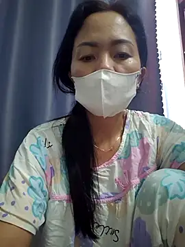 Baby-sexytits18 online show from November 3, 11:26 pm