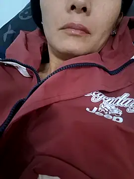 Baby-sexytits18 online show from November 27, 11:51 pm