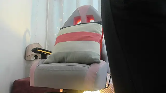 Zara dulce online show from February 13, 12:00 pm