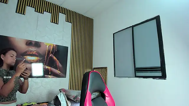 Snapshot of that_temptation chatting on February 28, 1:47 pm that temptation online show from February 28, 1:47 pm