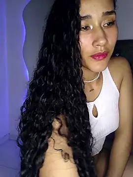 Snapshot of jaderossxx chatting on June 5, 2:29 am jaderossxx online show from June 5, 2:29 am