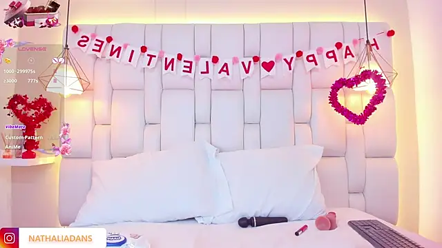 NathaliAdans online show from February 14, 1:23 am