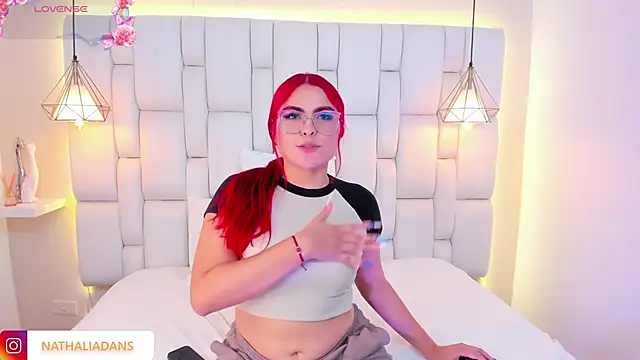 NathaliAdans online show from March 6, 7:10 pm