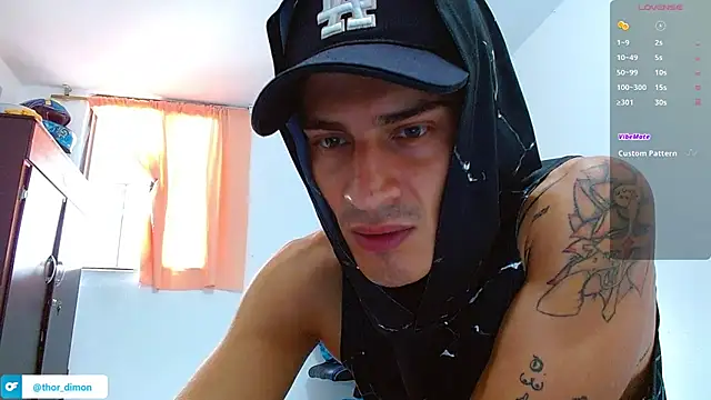 Snapshot of bray_hotboy777 chatting on February 24, 2:59 pm bray hotboy777 online show from February 24, 2:59 pm