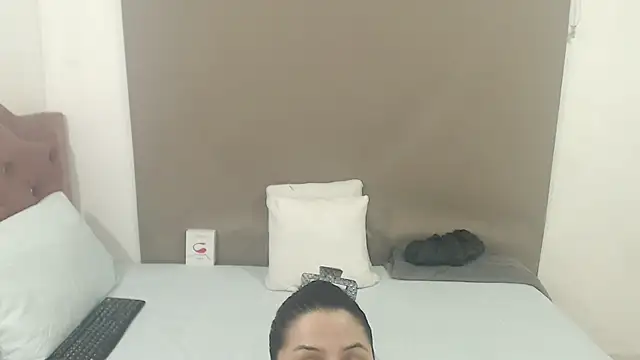 kimberlyjamexxx online show from November 11, 4:01 am