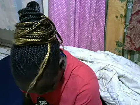 Snapshot of Thicky_kyla chatting on March 17, 7:58 pm Thicky kyla online show from March 17, 7:58 pm