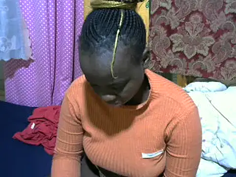 Snapshot of Thicky_kyla chatting on March 19, 6:14 am Thicky kyla online show from March 19, 6:14 am