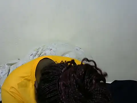 Snapshot of Thicky_kyla chatting on September 8, 8:08 pm Thicky kyla online show from September 8, 8:08 pm