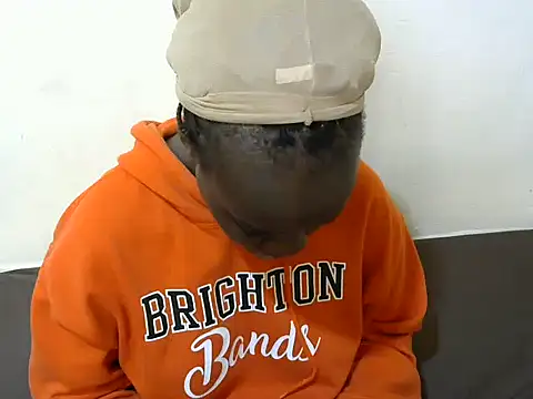 Snapshot of Thicky_kyla chatting on November 22, 5:39 am Thicky kyla online show from November 22, 5:39 am