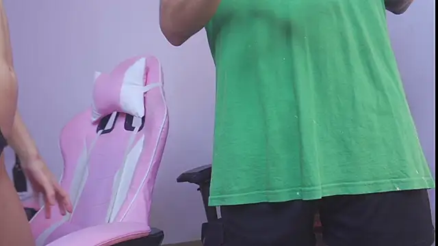 gabriel  manson online show from January 11, 1:16 am