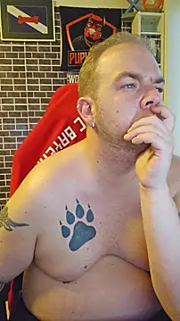 PupW0lfy online show from November 3, 3:02 pm